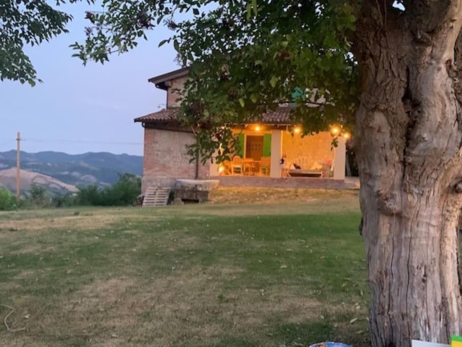 Casale Il Sambuco Sui Colli Bolognesi Villa ซานลาซโซโร ดี ซาเวนา ภายนอก รูปภาพ